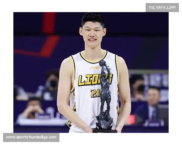 胡金秋腹部撞击后呕吐仍返场，总决赛展现顽强意志